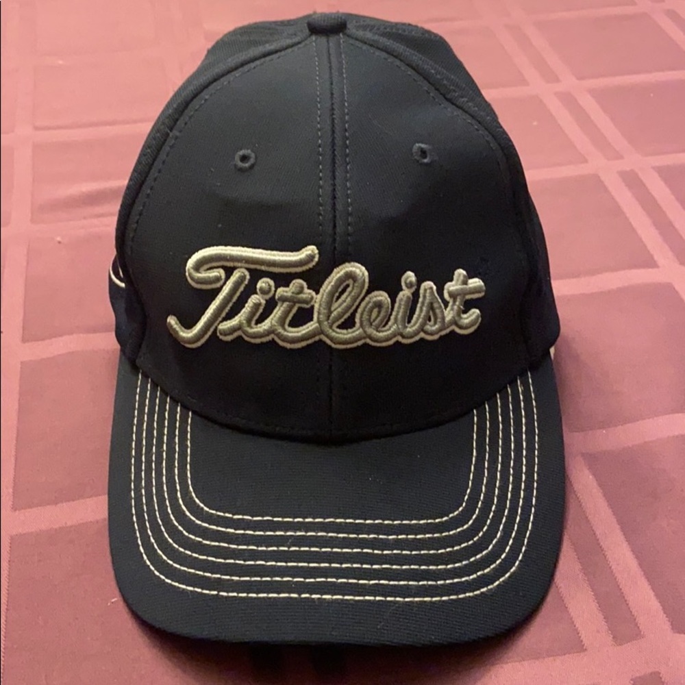 COPY - Titleist cap